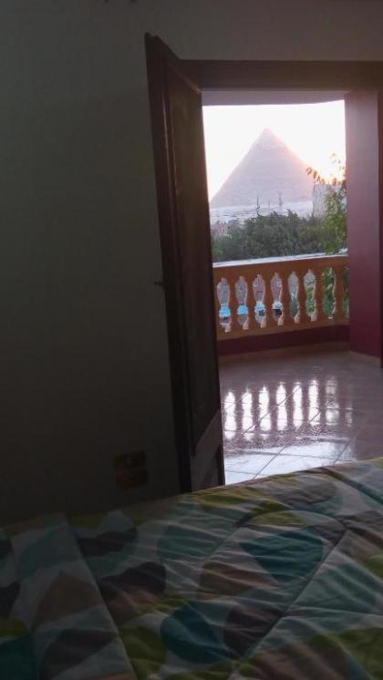 Pyramids Power Inn - image 4