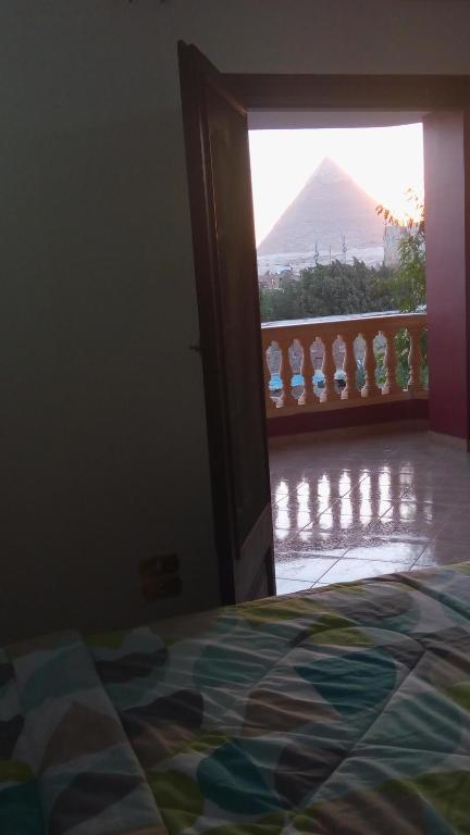 Pyramids Power Inn - image 4