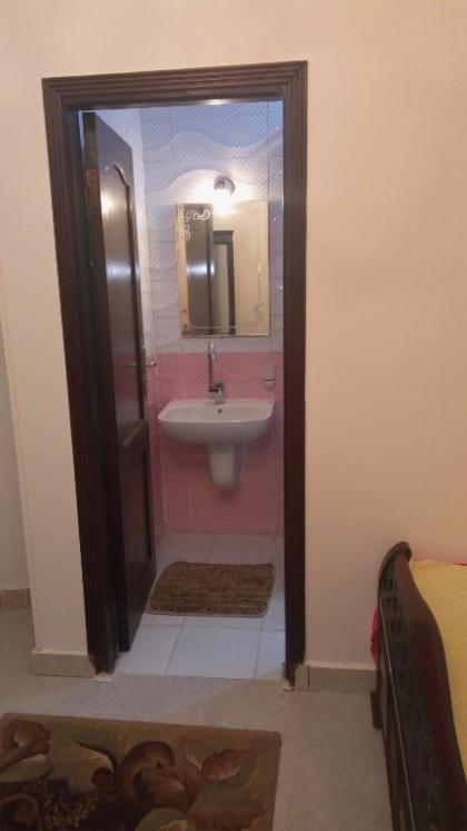 Pyramids Power Inn - image 6