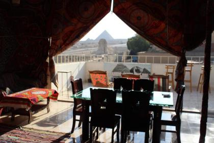 Pyramids Overlook Inn - image 19