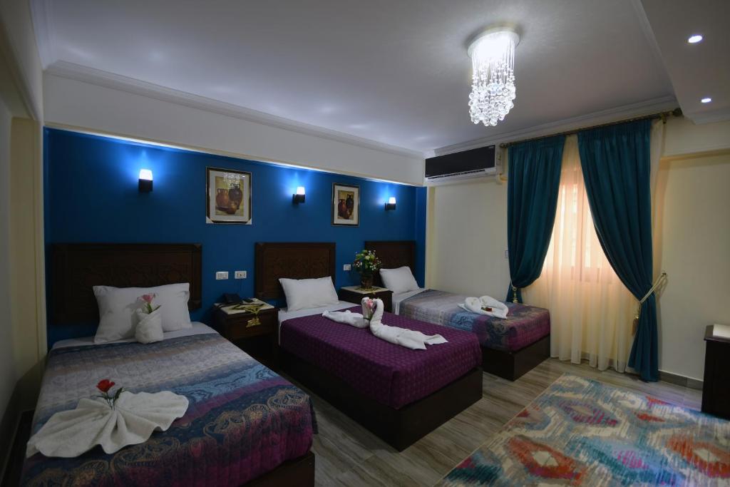 Amin Hotel - image 2