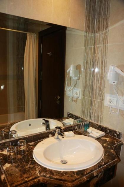 The Guard Hotel - image 14