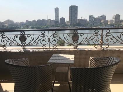 Galaxy Royal Suites Hotel - image 16