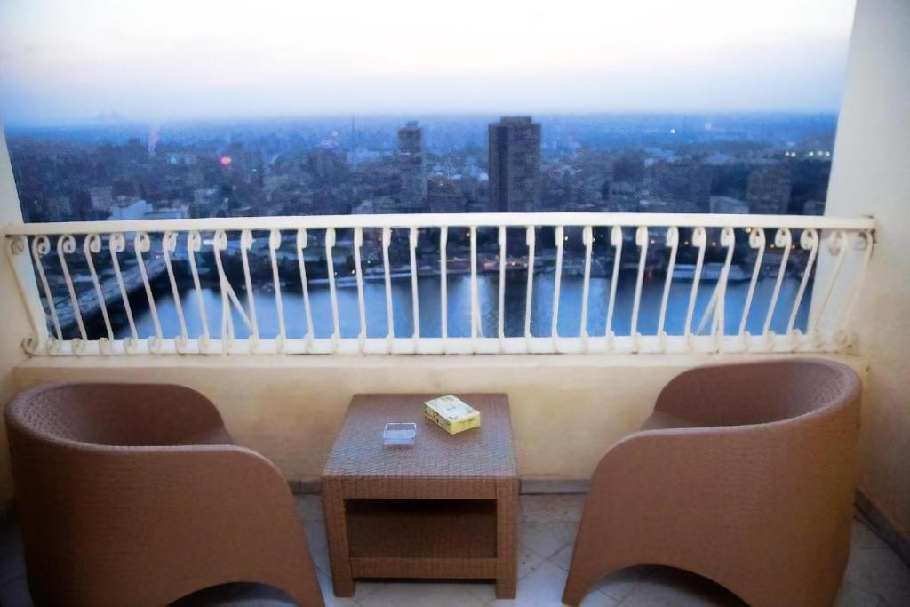 Galaxy Royal Suites Hotel - image 4