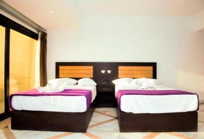 Galaxy Royal Suites Hotel - image 5
