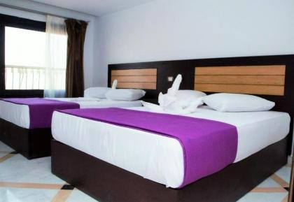 Galaxy Royal Suites Hotel - image 6