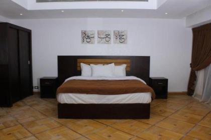 Galaxy Royal Suites Hotel - image 9
