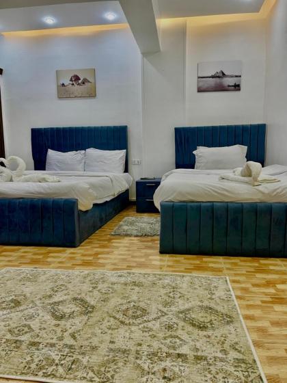 Cheops Pyramids Inn - image 10