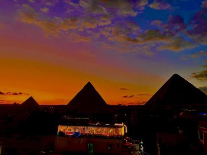 Cheops Pyramids Inn - image 15
