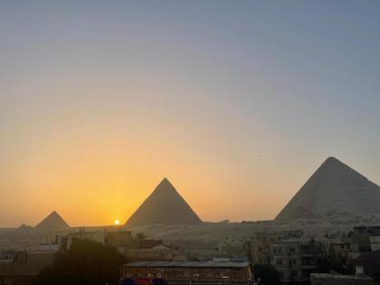 Cheops Pyramids Inn - image 9