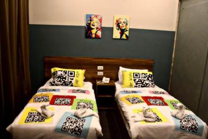 Nitocrisse Hotel - image 5
