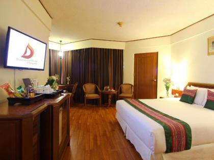 Town View Hotel - image 18