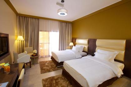 Town View Hotel - image 20