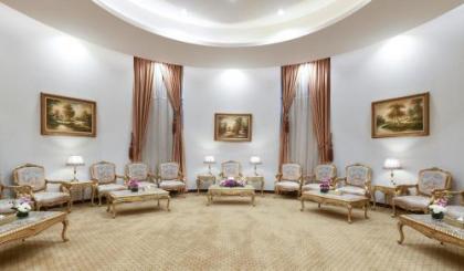 TOLIP Golden Plaza Hotel - image 12
