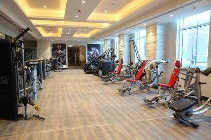 TOLIP Golden Plaza Hotel - image 9