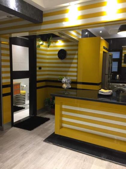 Luxury Mohandeseen Apartment - image 16