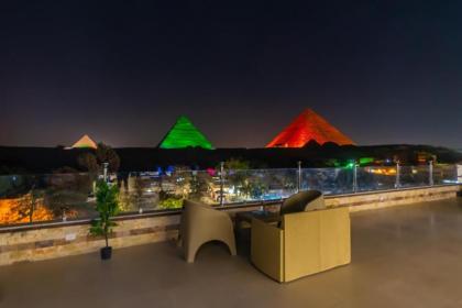 Panorama Pyramids Inn - image 1