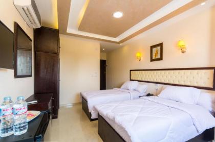 Panorama Pyramids Inn - image 19