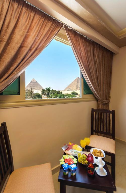 Panorama Pyramids Inn - image 2