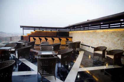 Marvel Stone Hotel - image 3