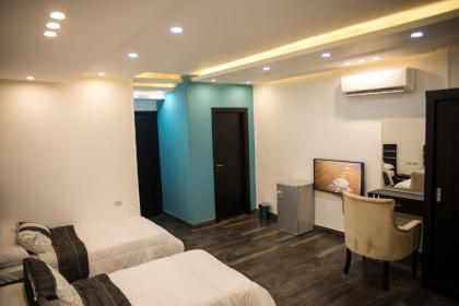 Marvel Stone Hotel - image 5