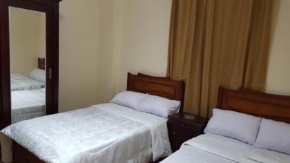 royal pyramids inn - image 6