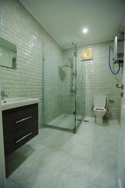 Azar Boutique Hotel - image 10