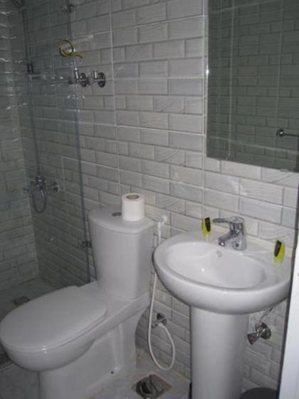 Azar Boutique Hotel - image 6