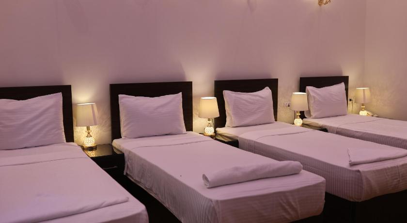 Midtown Hostel - image 3