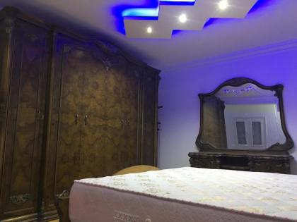 Private Family Apartment in Dokki - image 6