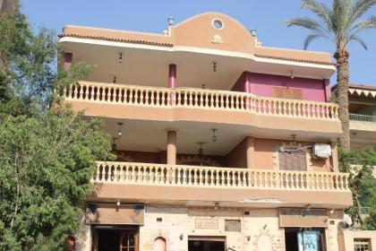Maged Pyramids View Inn - image 13