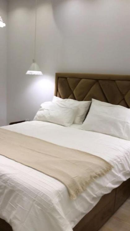 Al Mohandesin Apartment (Families Only) - image 11
