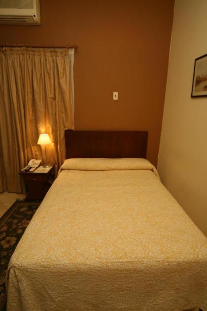 Golden Carven Hotel - image 16