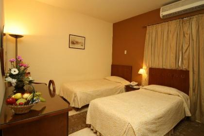 Golden Carven Hotel - image 7