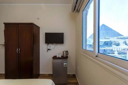 PYRAMIDS guest house - image 14