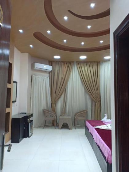 New City Hotel - image 5