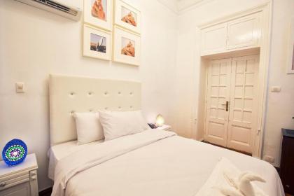 Tahrir Plaza Suites - Museum View - image 12