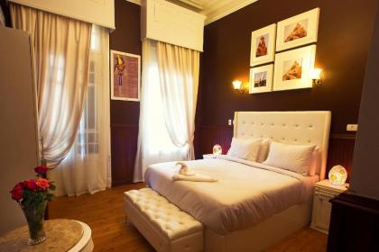 Tahrir Plaza Suites - Museum View - image 14