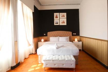 Tahrir Plaza Suites - Museum View - image 15