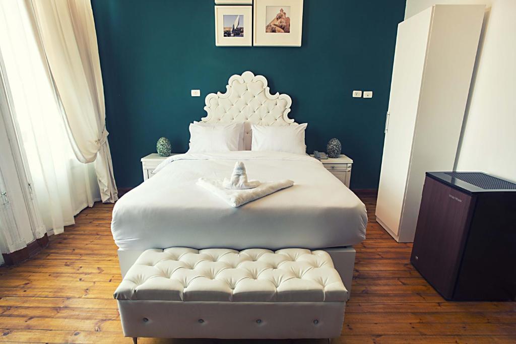 Tahrir Plaza Suites - Museum View - image 2