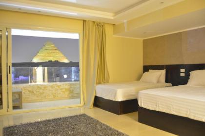 Egypt pyramids inn - image 2