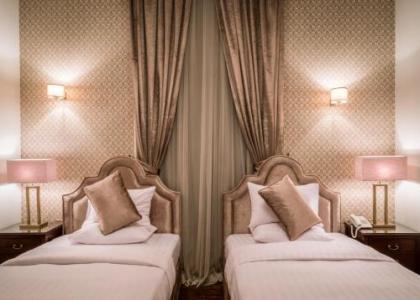 1920s Boutique Hotel and Restaurants - image 13