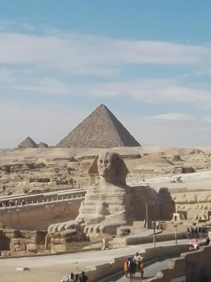 Atlantis pyramids inn - image 1