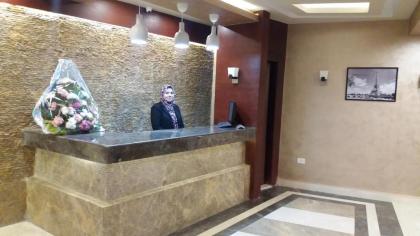 Grand Palace Hotel - image 1