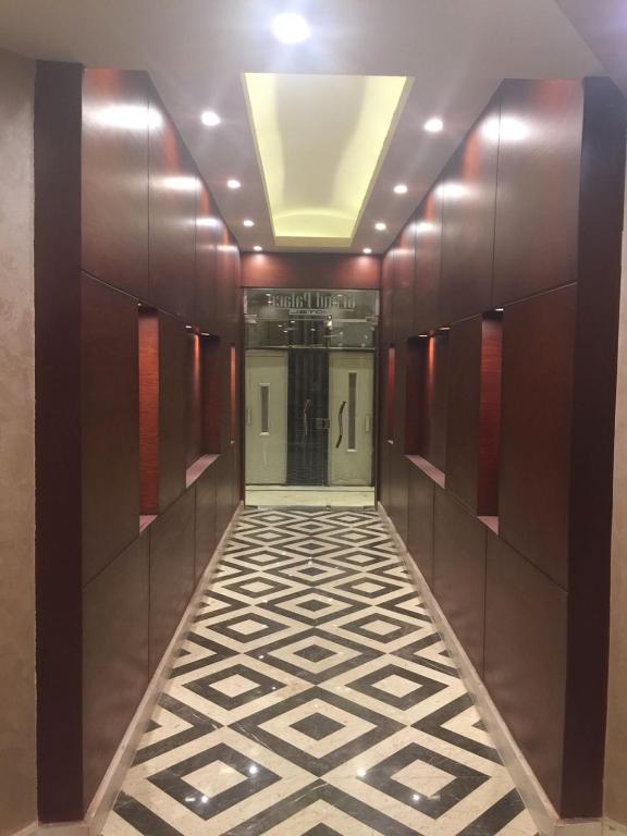 Grand Palace Hotel - image 2