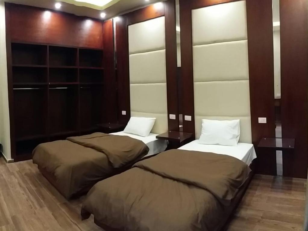 Grand Palace Hotel - image 7