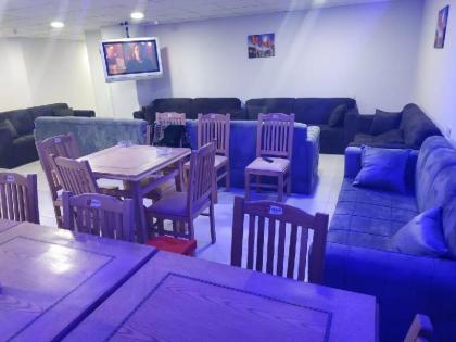 pyramids youth house - image 1