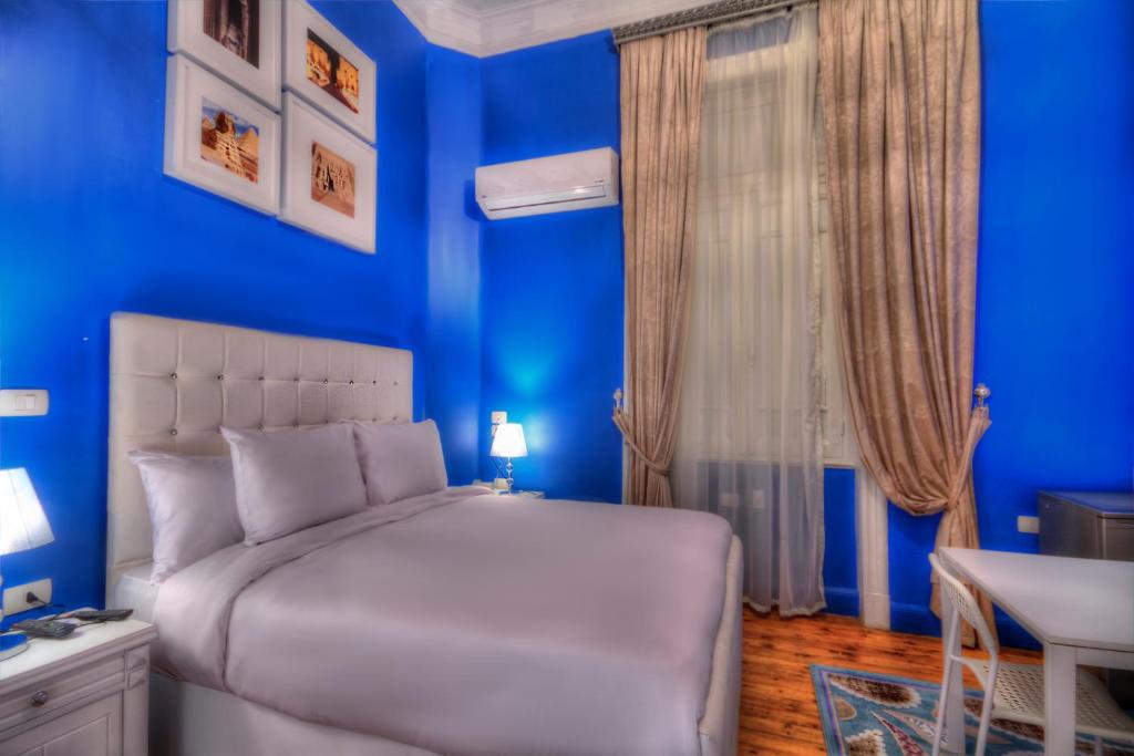 The Square Boutique Hotel - image 4