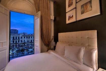 The Square Boutique Hotel - image 6