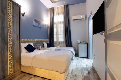 Australian Deluxe Hostel - image 10
